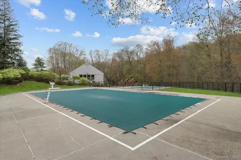 47 Driftwood Somers NY 10589
