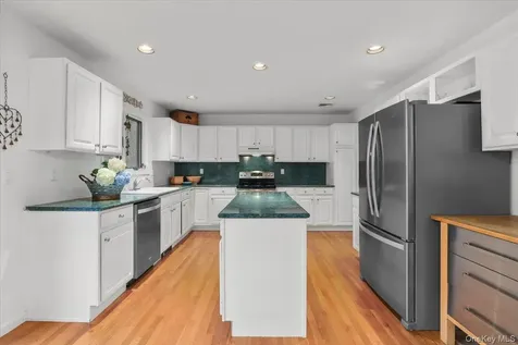 47 Driftwood Somers NY 10589