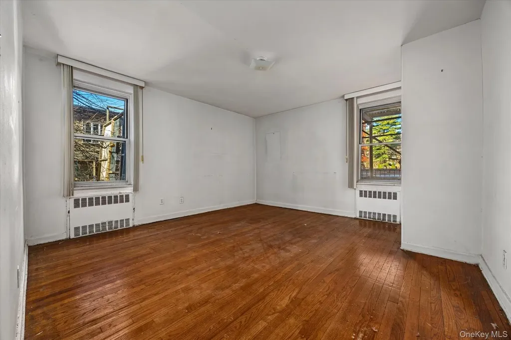 105-33 66th Forest Hills NY 11375