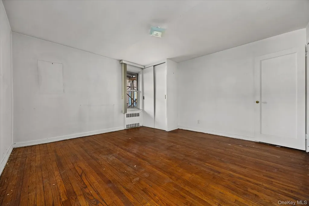 105-33 66th Forest Hills NY 11375