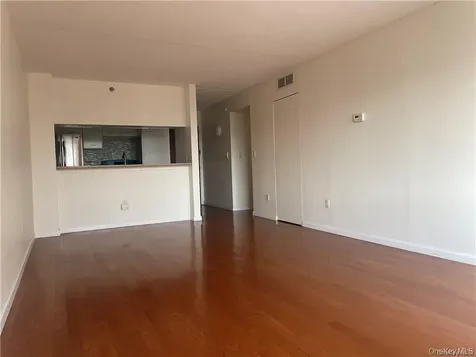 4 Martine Avenue White Plains NY 10606