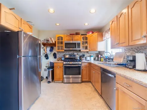12 Maywood Avenue Rye Brook NY 10573