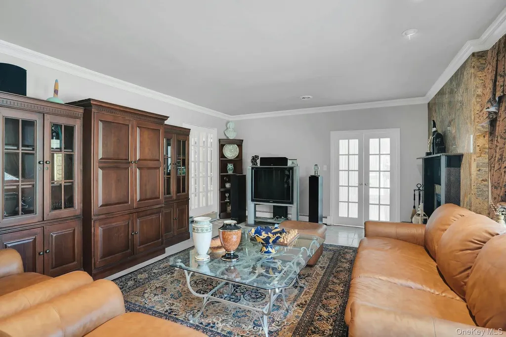 Dix Hills NY 11746