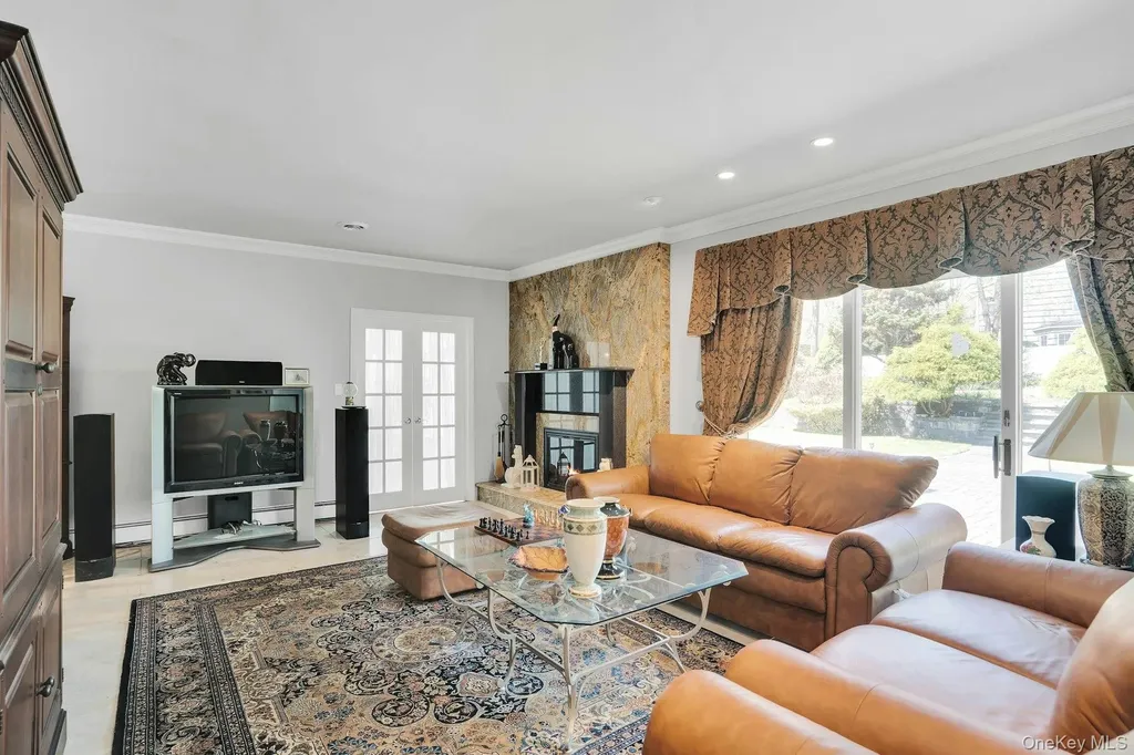 Dix Hills NY 11746