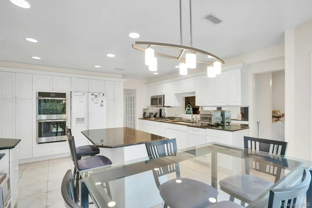Dix Hills NY 11746