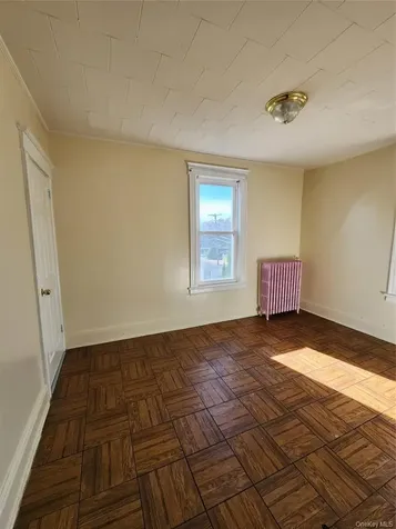 184 Trenchard Street Yonkers NY 10704