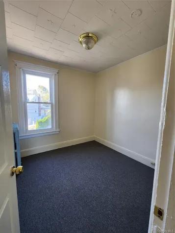 184 Trenchard Street Yonkers NY 10704