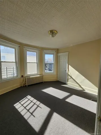 184 Trenchard Street Yonkers NY 10704