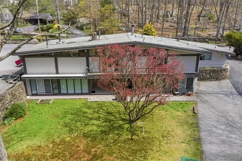40 Westchester Avenue Pound Ridge NY 10576