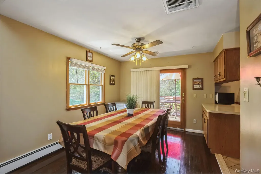 5 Highpoint Drive Huntington NY 11743