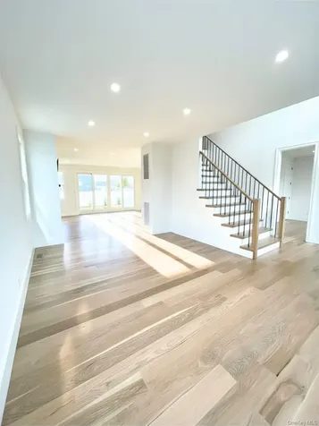 5 Baker Lane Levittown NY 11756