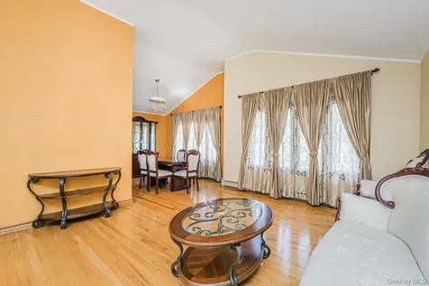 114 Tallman Street Staten Island NY 10312