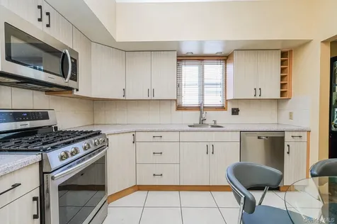 114 Tallman Street Staten Island NY 10312