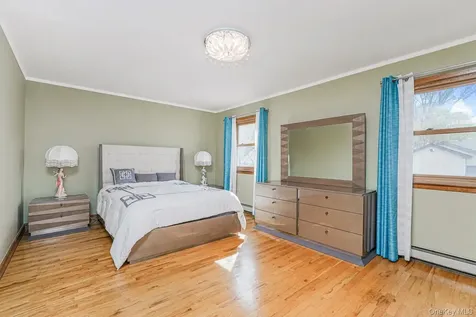 114 Tallman Street Staten Island NY 10312