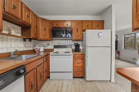 116 Village Road Yorktown Heights NY 10598