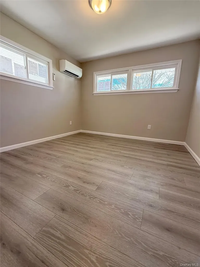 102 Mountaindale Road Yonkers NY 10710