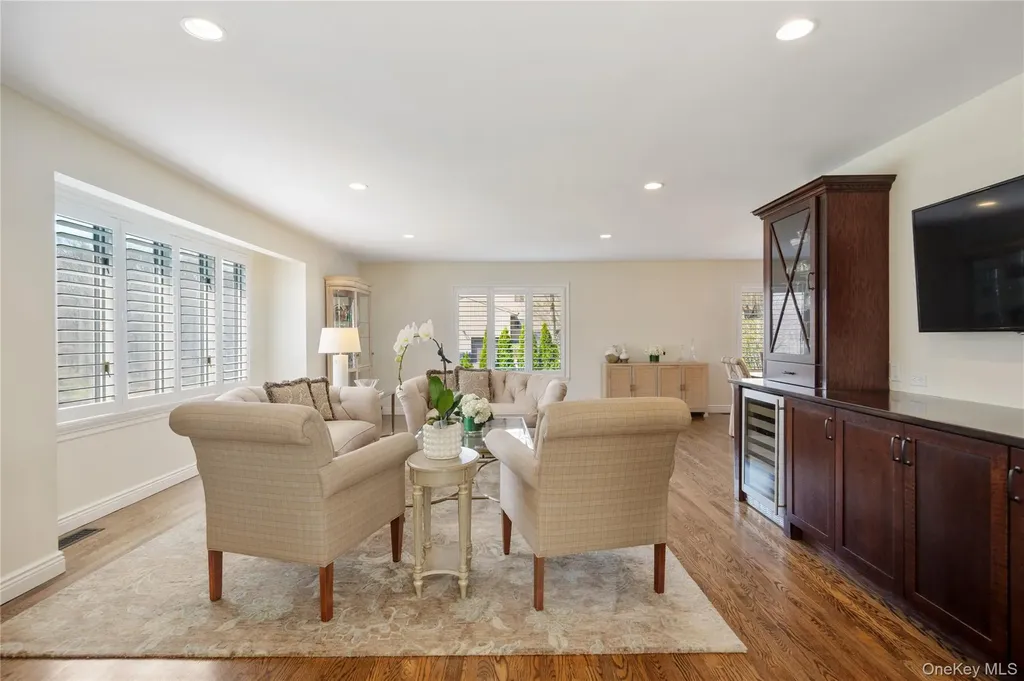 25 Pheasant Run Road Pleasantville NY 10570