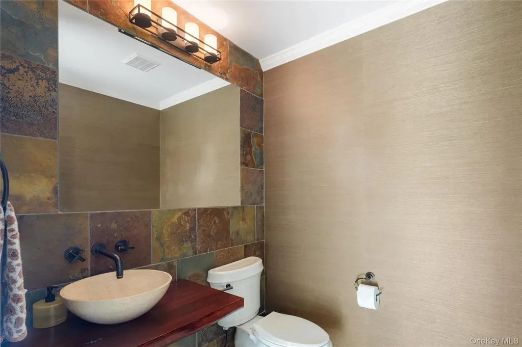 25 Pheasant Run Road Pleasantville NY 10570