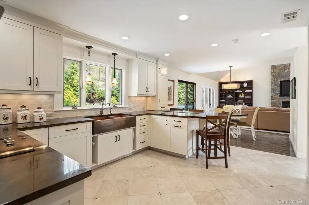 25 Pheasant Run Road Pleasantville NY 10570