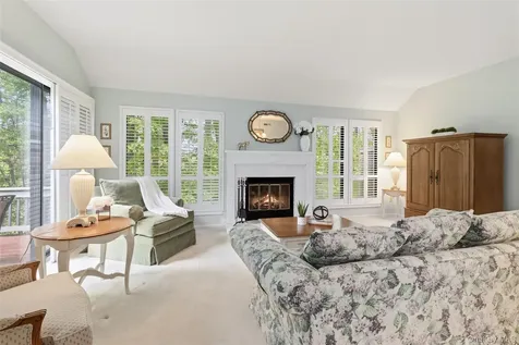 567 Heritage Hills Somers NY 10589