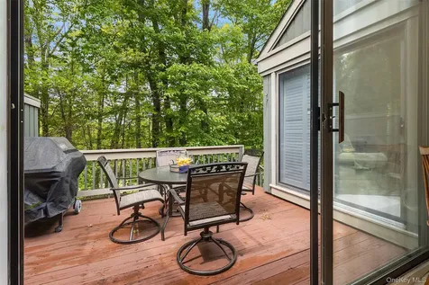 567 Heritage Hills Somers NY 10589