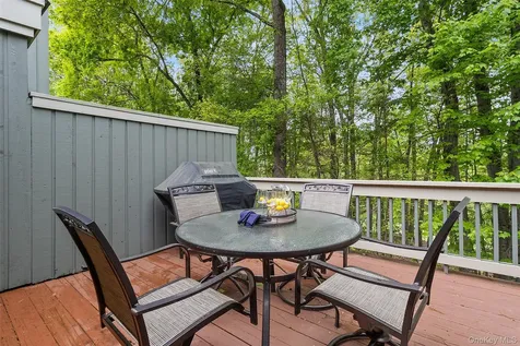 567 Heritage Hills Somers NY 10589