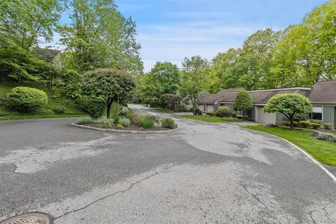 567 Heritage Hills Somers NY 10589