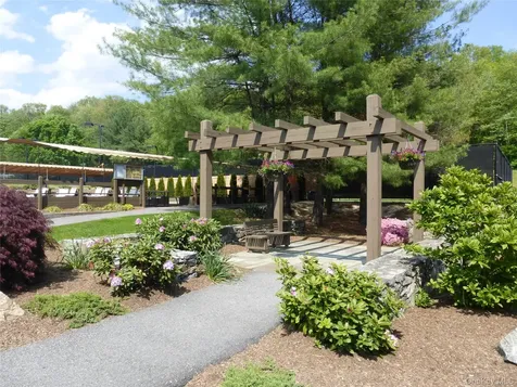 567 Heritage Hills Somers NY 10589