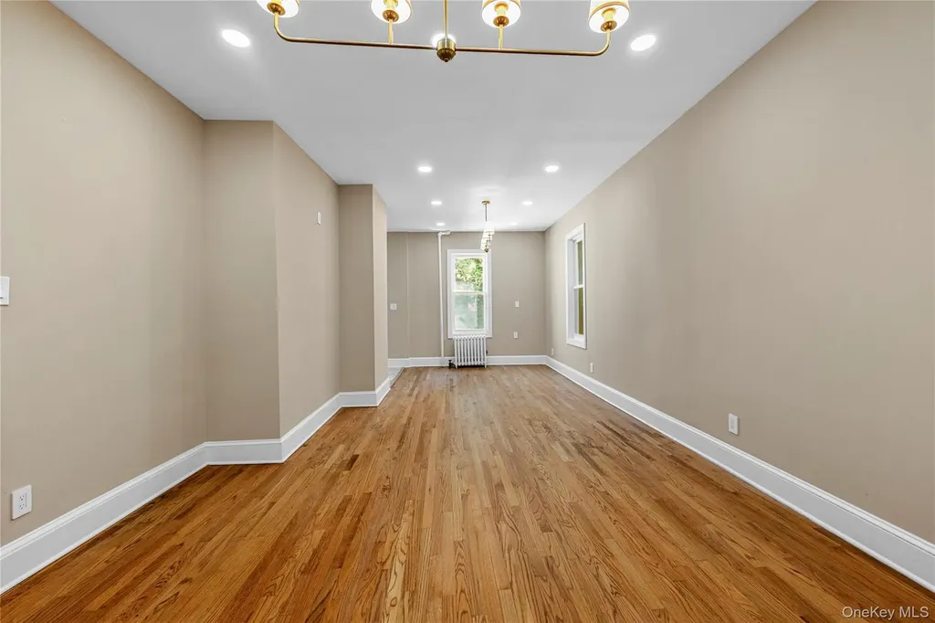 1488 Rosedale Avenue Bronx NY 10460