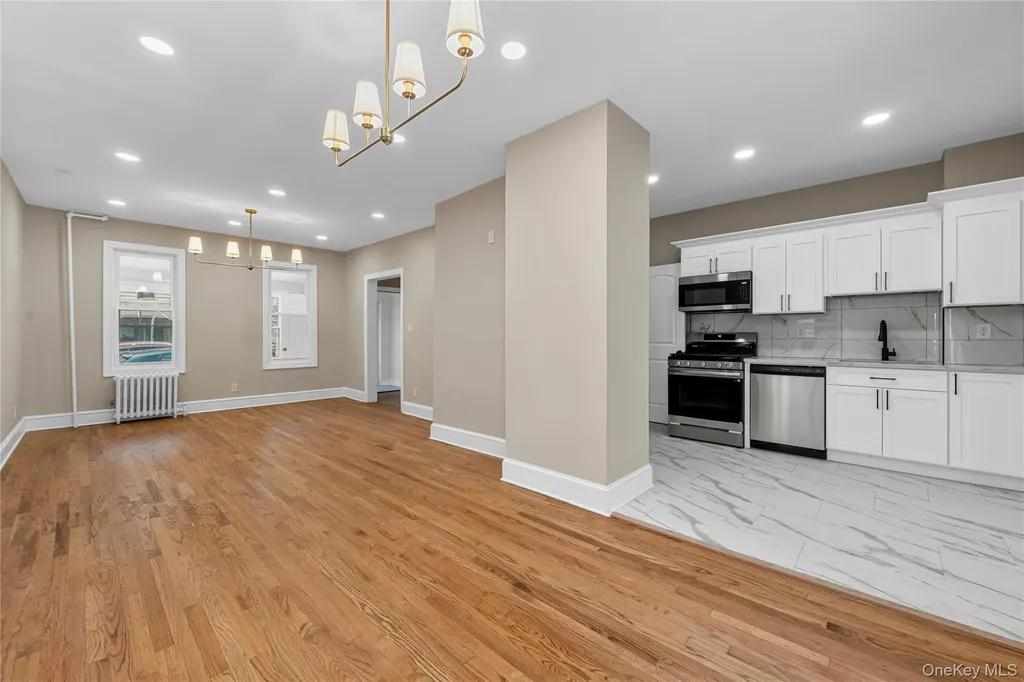 1488 Rosedale Avenue Bronx NY 10460