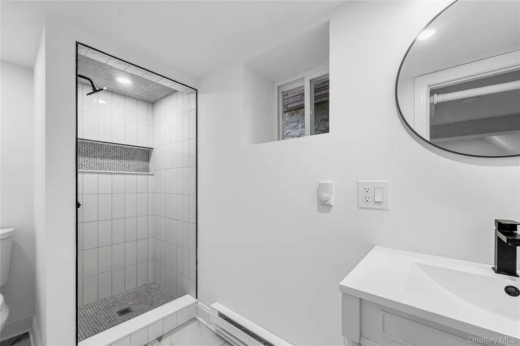 1488 Rosedale Avenue Bronx NY 10460