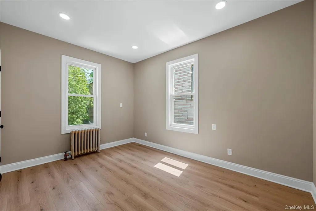 1488 Rosedale Avenue Bronx NY 10460