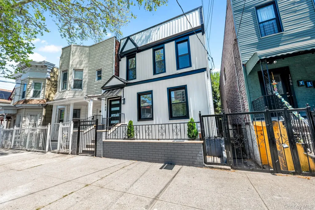 1488 Rosedale Avenue Bronx NY 10460