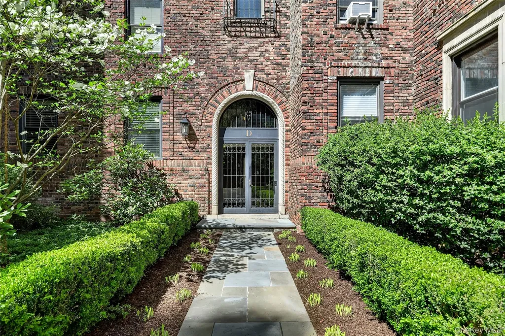 64 Sagamore Road Bronxville NY 10708