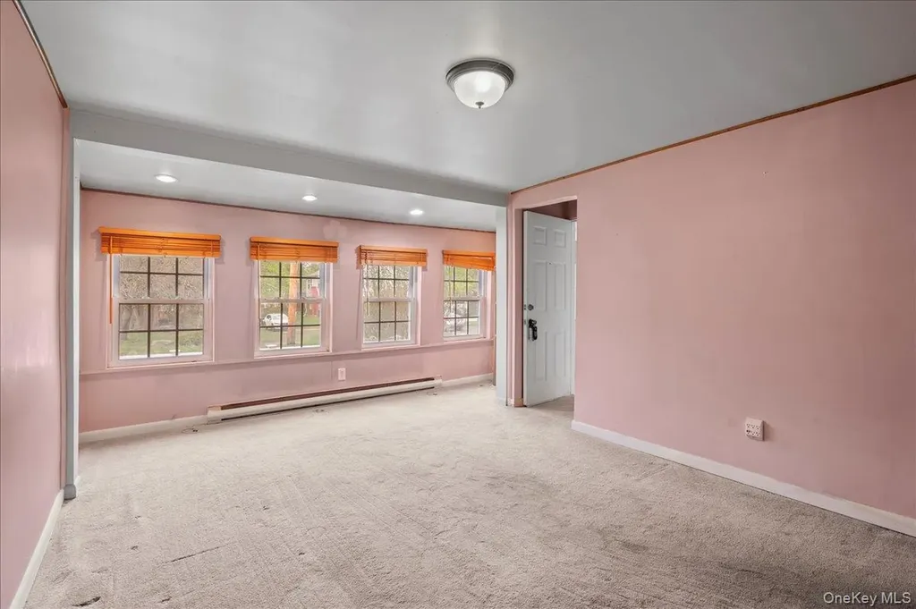 35 Fallkill Avenue Poughkeepsie NY 12601