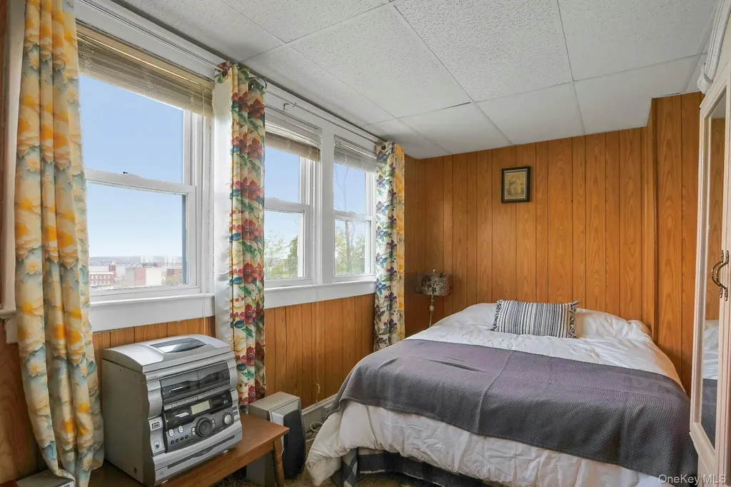 12 E Catherine Street Nyack NY 10960