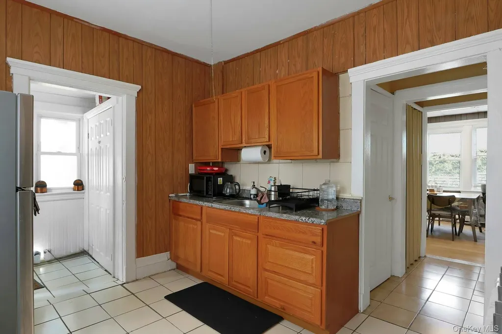 12 E Catherine Street Nyack NY 10960