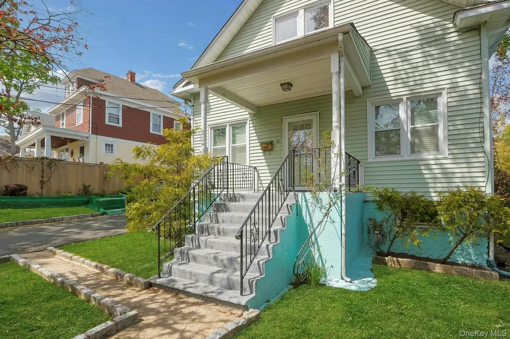 12 E Catherine Street Nyack NY 10960