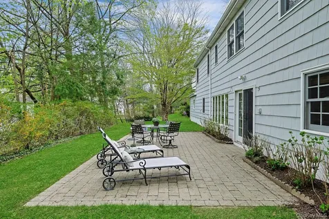 156 Rock Creek Lane Scarsdale NY 10583