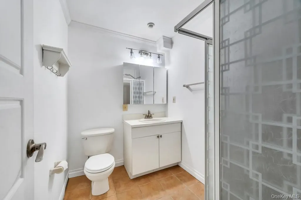 109 Pointe Circle S Coram NY 11727