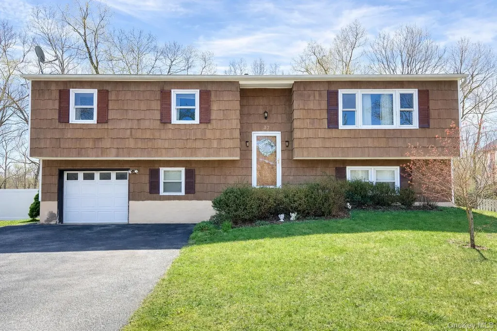 37 Half Hollow Monroe NY 10950