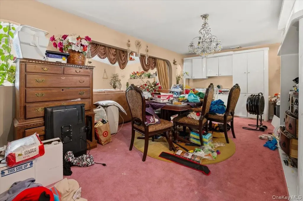 4 Winding Lane Islandia NY 11749