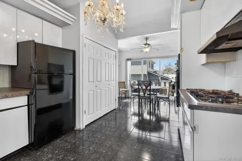 189 Katan Avenue Staten Island NY 10308