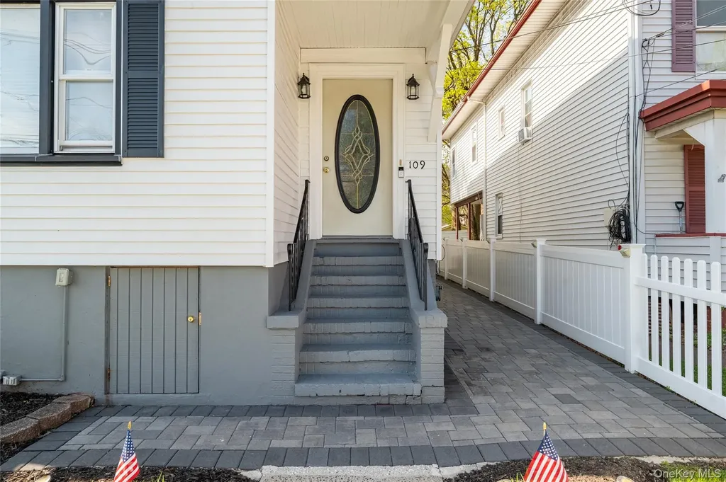 109 Broadway Haverstraw NY 10927