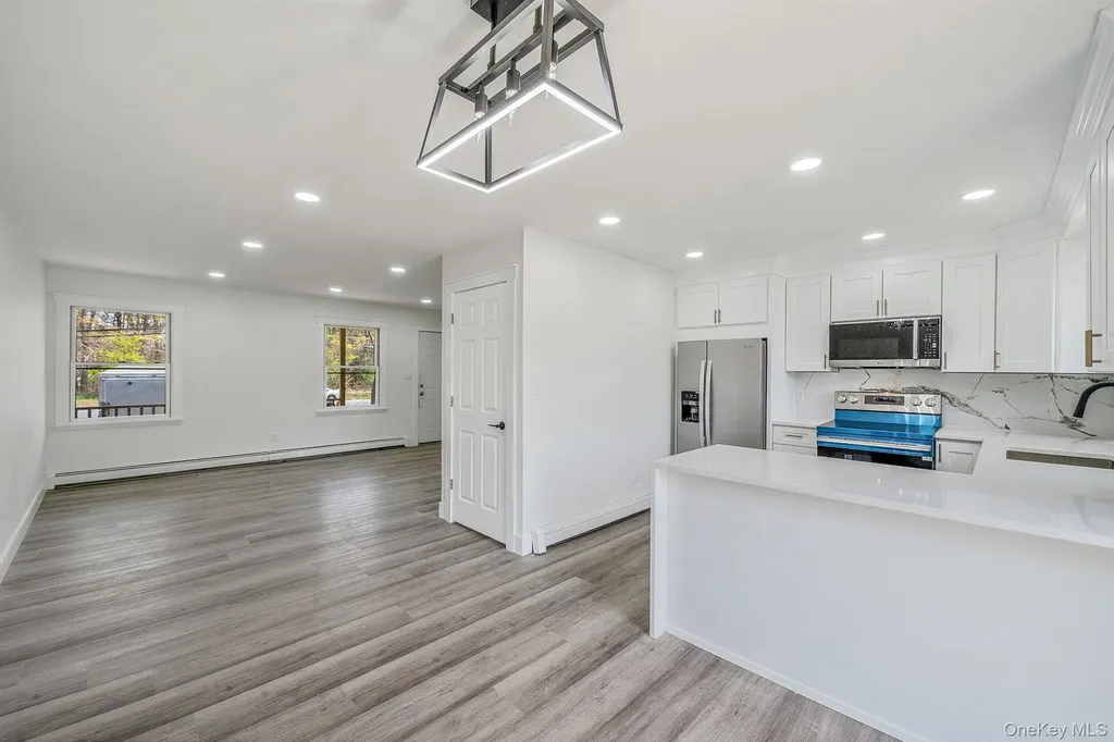 104 Cedarhurst Avenue Medford NY 11763