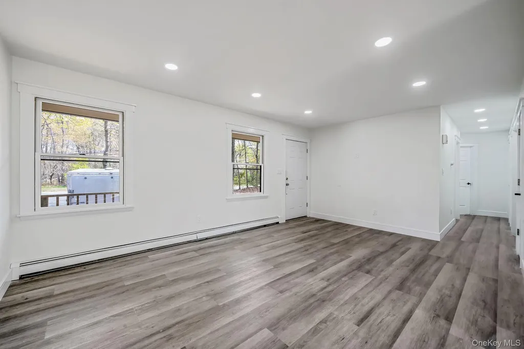 104 Cedarhurst Avenue Medford NY 11763