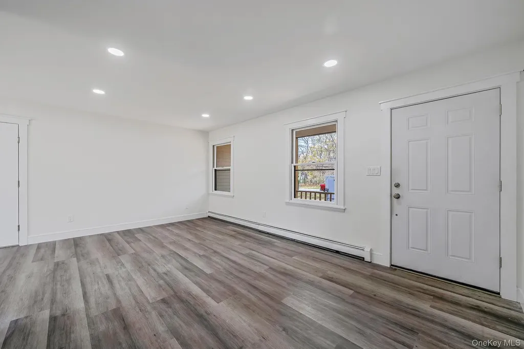 104 Cedarhurst Avenue Medford NY 11763