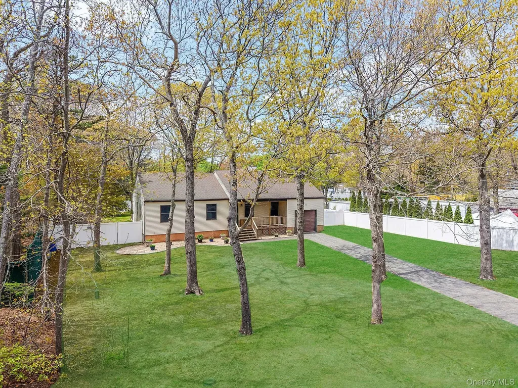 104 Cedarhurst Avenue Medford NY 11763