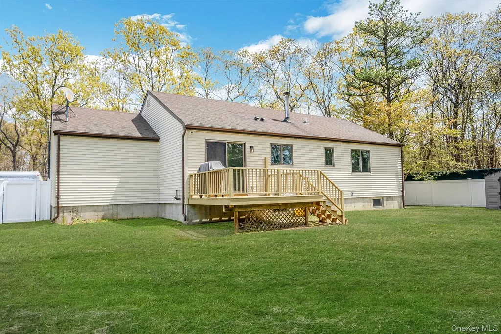 104 Cedarhurst Avenue Medford NY 11763