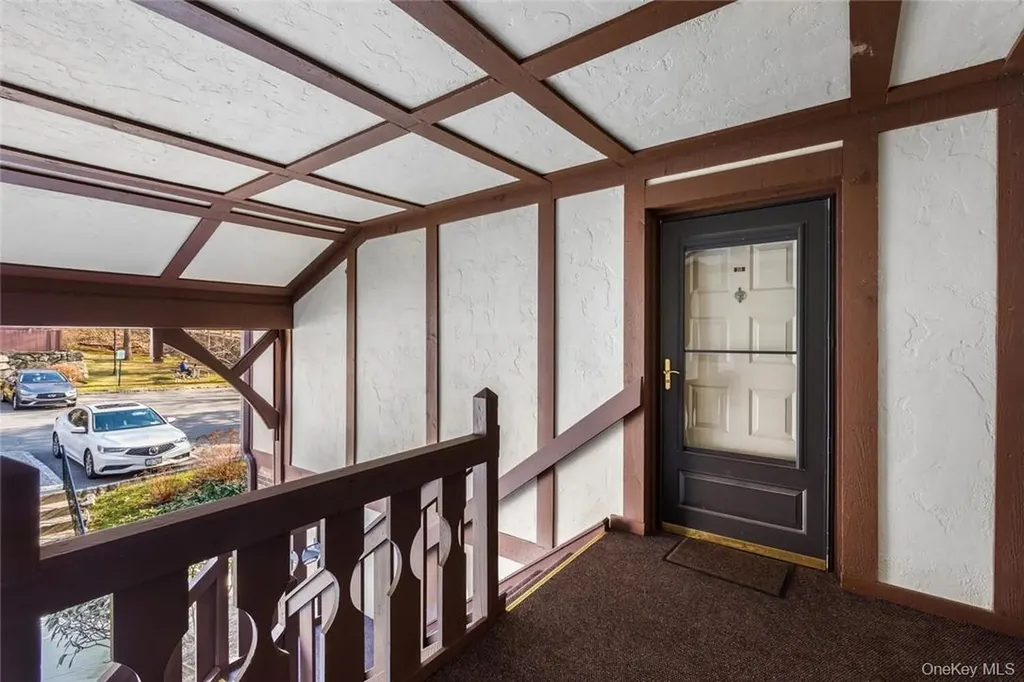 39 Foxwood Circle Mount Kisco NY 10549